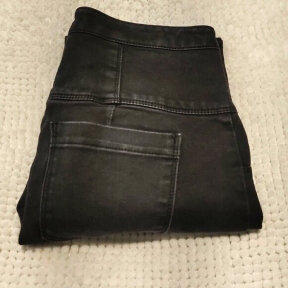 Women's Forever 21 Black Faded Skinny Denim Jeans Size 26 GUC #0477 - Picture 4 of 6